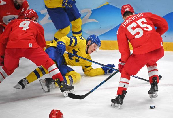 北京冬奥会冰球男子半决赛俄罗斯奥委会队点球击败瑞典队