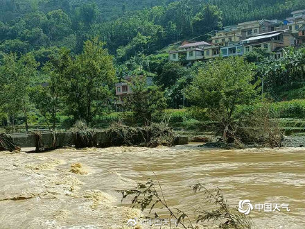 广西河池天峨县遭遇强降雨部分乡镇受灾严重