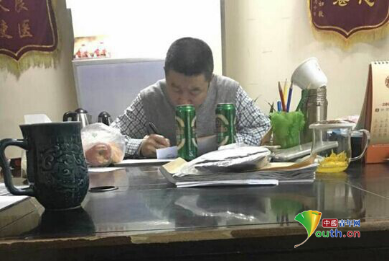 郑州一医院疑被公务员带人占领 有人受惊早产