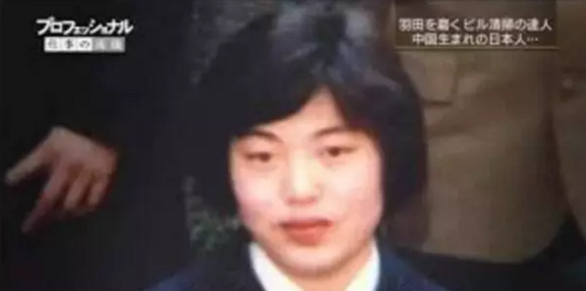 中国大妈扫出全球最干净机场 被封“国宝级匠人”