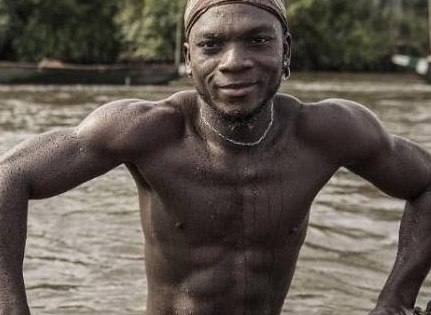 他们从事世界最危险工作,身材超越男模每天用