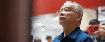 习近平与外国友人的故事|跨越半个世纪的“同学情” 习近平与外国友人的故事|跨越半个世纪的“同学情”