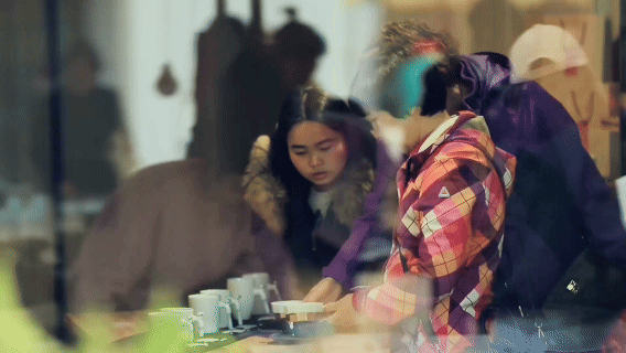 经济政策一线微观察｜为“情绪价值”买单：让服务“新供给”呵护情绪消费“新刚需”