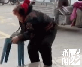 失独老人终于找到儿子存款！网友却说：更心酸了…