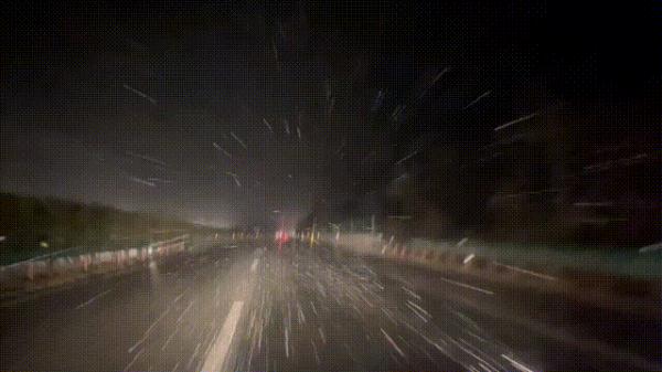 大雪真的来了！白茫茫一片！