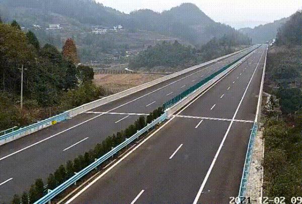 细算“疲劳驾驶”这笔帐丨驾车时犯困千万别硬撑……