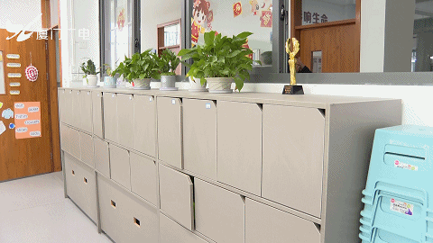 厦门一学校购置“午睡神器”，网友：@学校，求安排！