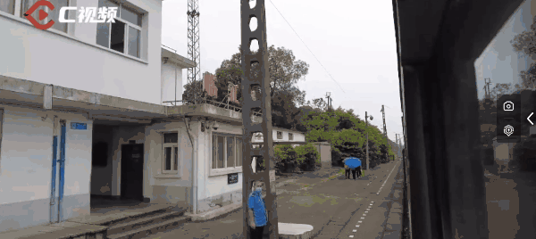 车轮滚滚，汽笛长鸣！成渝铁路通车70年
