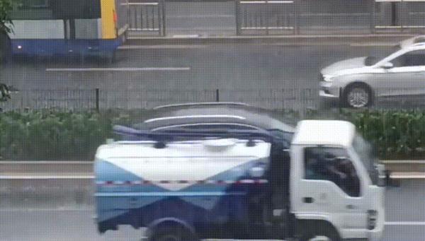 雨什么时候停？北京暴雨+雷电双预警中！——