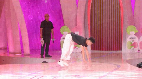 《非诚勿扰》讨论“友系恋人”  爱情乐章需要两个人一起弹奏