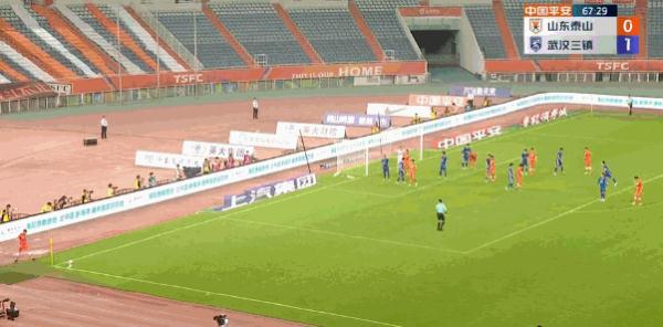 一外援逼平泰山五外援，再也没有球队能阻挡武汉三镇了？