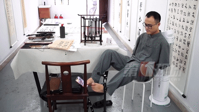 全网点赞！深圳无臂小伙练就“一口”好字