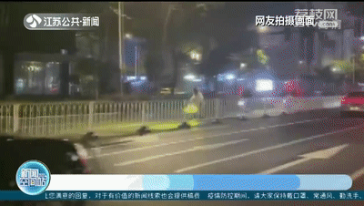 深夜市中心组团“炫技”飙车？网友：举报！