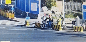 沪一小学生忘带红领巾,奶奶回家取却“失联”了… 沪一小学生忘带红领巾,奶奶回家取却“失联”了…