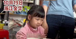 不惯着！女儿吃饭磨蹭40分钟，被妈妈反向拿捏！