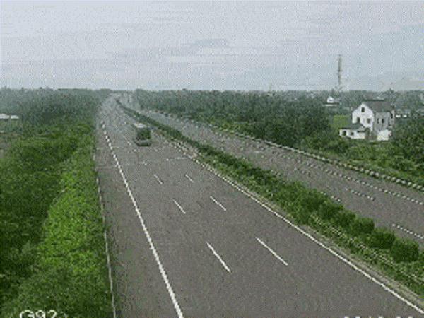 高速公路驾车要杜绝超速行驶