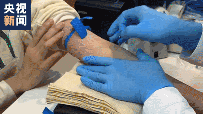 “飞针”采血绝了！还是个95后男护士...