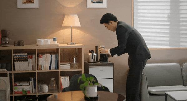 电视剧《底线》中的这处细节，你看懂了吗？