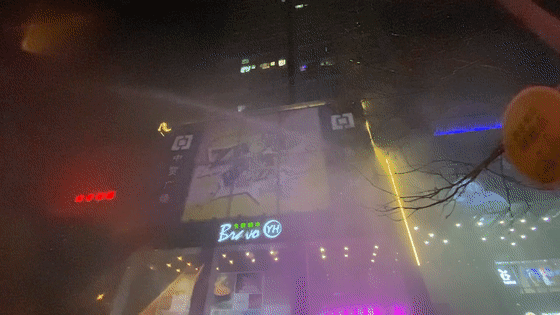 烟花爆竹是“禁”是“放”？多地调整政策