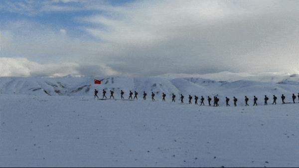 年货+1、礼物+1、温暖+1……这是属于中国军人的过年仪式感 年货+1、礼物+1、温暖+1……这是属于中国军人的过年仪式感