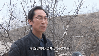 舞台上告白的农民工火了！他的故事更动人