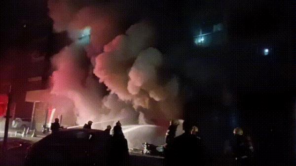 麻将机店铺深夜起火，这回是真的“糊了”！