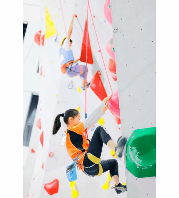 全国青少年攀岩公开赛(浙江江山站)落幕 全国青少年攀岩公开赛(浙江江山站)落幕