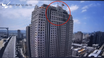 监控记录恐怖瞬间!台湾一吊车倒塌砸中捷运,致1死8伤 监控记录恐怖瞬间!台湾一吊车倒塌砸中捷运,致1死8伤