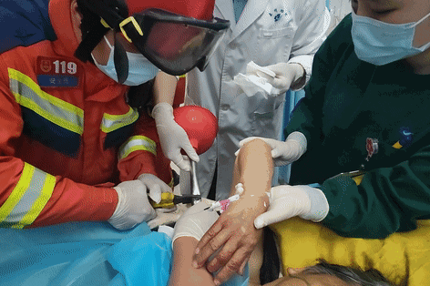 意想不到!马桶搋子竟然变伤人“凶器” 意想不到!马桶搋子竟然变伤人“凶器”