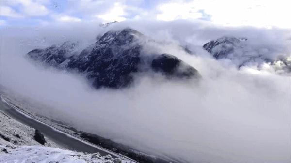 成功登顶珠穆朗玛峰!直击中国科考探秘地球之巅 成功登顶珠穆朗玛峰!直击中国科考探秘地球之巅