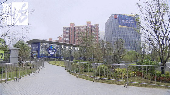 沪上网红超市开业！男子“浑水摸鱼”，被抓后说为了母亲？