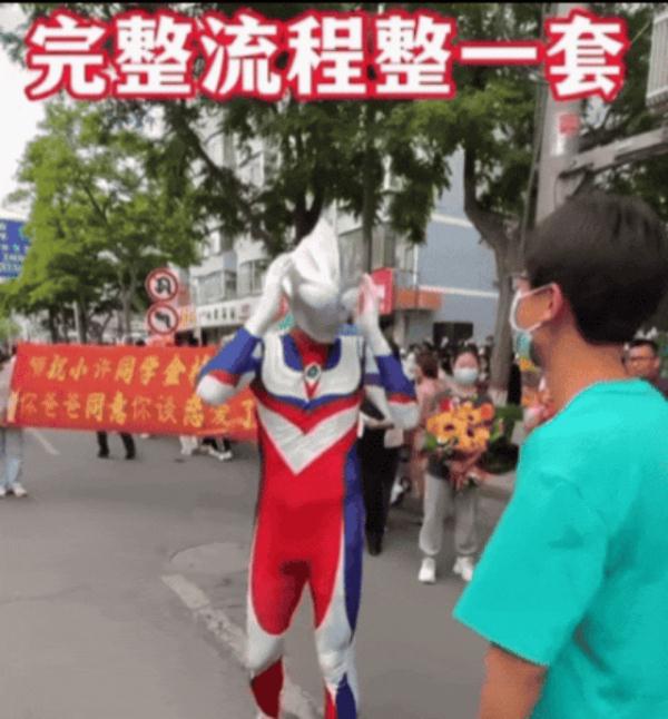 今天父亲节，对他说一句“我爱你”
