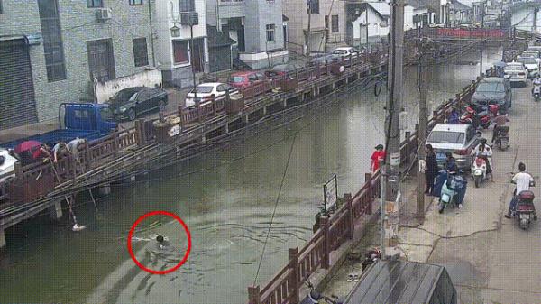 这次救人的,是医院保洁员和汽修小哥 这次救人的,是医院保洁员和汽修小哥