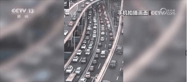 为生命让行 折射人间大爱 为生命让行 折射人间大爱