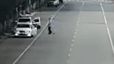 不经意的一瞥，却是救命的一眼！