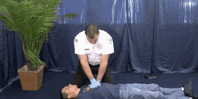 学会能救命！心源性猝死抢救“黄金四分钟”