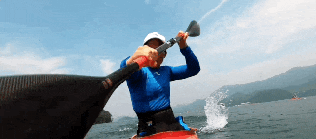 小学生被“请家长”，妈妈一来全校激动了！