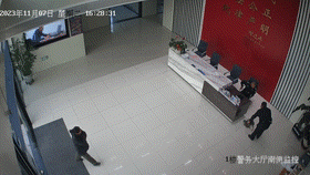 偷菜时“落网”，农户将其“扭送”到派出所……
