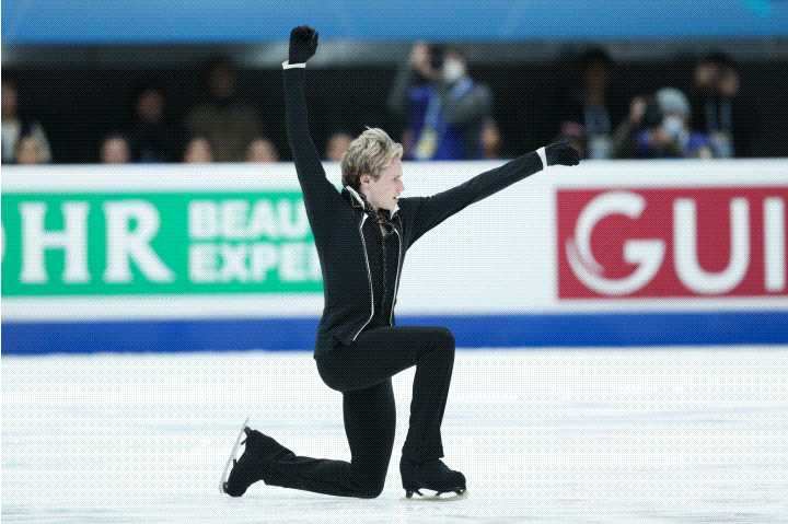 世界花样滑冰大奖赛总决赛 马里宁、坂本花织分获男女单冠军 世界花样滑冰大奖赛总决赛 马里宁、坂本花织分获男女单冠军