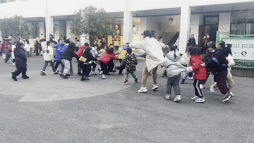 追光 | 要想学生体质好，课间户外跑一跑