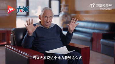 88岁开始“新工作”，百万网友粉上了他！