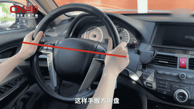 上高速前速看!因低温雨雪冰冻天气,湖南多个收费站实行临时管制→ 上高速前速看!因低温雨雪冰冻天气,湖南多个收费站实行临时管制→