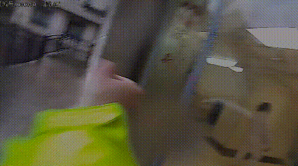 男民警突然收到一条短信:生了个女孩! 男民警突然收到一条短信:生了个女孩!