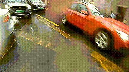 男民警突然收到一条短信:生了个女孩! 男民警突然收到一条短信:生了个女孩!