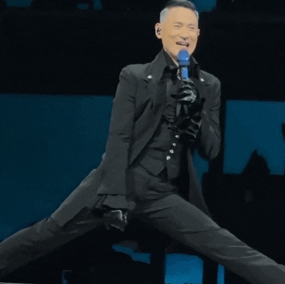 张学友重返上海舞台，致歉歌迷！自称“杨过”，再现“一字马”、再唱《偷心》