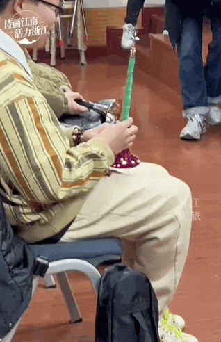 16个名额500人报名!唢呐班老师:不理解啊不理解~ 16个名额500人报名!唢呐班老师:不理解啊不理解~