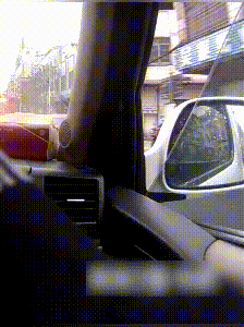 哈哈！迷路萌娃被带到派出所后，欢乐大口干饭