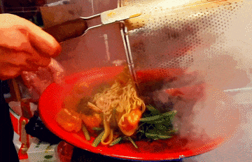 天水麻辣烫火爆出圈,甘肃其他地方的麻辣烫坐不住了 天水麻辣烫火爆出圈,甘肃其他地方的麻辣烫坐不住了