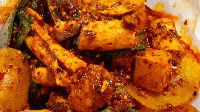 天水麻辣烫火爆出圈,甘肃其他地方的麻辣烫坐不住了 天水麻辣烫火爆出圈,甘肃其他地方的麻辣烫坐不住了