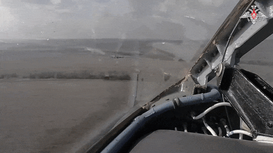 撤退?和谈?泽连斯基公开发声→ 撤退?和谈?泽连斯基公开发声→